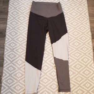 High waisted leggings